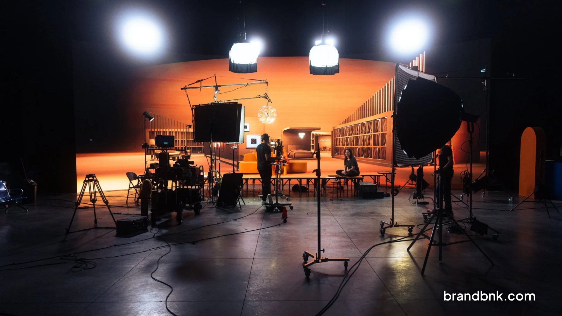 The best time to pitch a brand (and the signals that tell you)